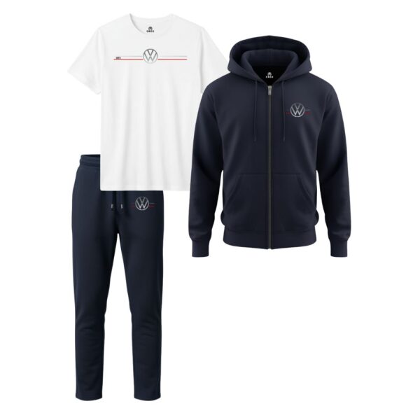VW Hoodie Zipper Set طقم مميز مستوحى من روح فولكس فاجن الفاخرة، معمول خصيصًا لعشّاق التفاصيل النظيفة والشكل الأنيق. الطقم بيتكوّن من 3 قطع أساسية متناسقة تمامًا: • هودي بسوستا بخامة ثقيلة ومريحة • سويت بنتس قصّة رياضية راقية • تي شيرت خامة ناعمة وممتازة الخامة المستخدمة قطن 100% إنترناشونال بملمس محترم وجودة عالية، ومعاه طباعة DTF بتحافظ على شكل اللوجو والتفاصيل بدقة شديدة حتى مع الاستخدام المتكرر. الطقم متوفر في ٦ ألوان كاملة علشان تلاقي الشكل اللي يناسب ستايلك. والمقاسات من Small لحد 4X Large وبتلبي أوزان من 55 لحد 140 كيلو. وكالعادة… اختيار الطقم الكامل أوفر جدًا من شراء القطع لوحدها، والعميل بياخد أفضل قيمة مقابل الفلوس مع شكل متناسق Premium آخر شياكة. الطقم معمول علشان يحاكي المنتجات العالمية من حيث الخامة، الشكل، الجودة، والتشطيب.
